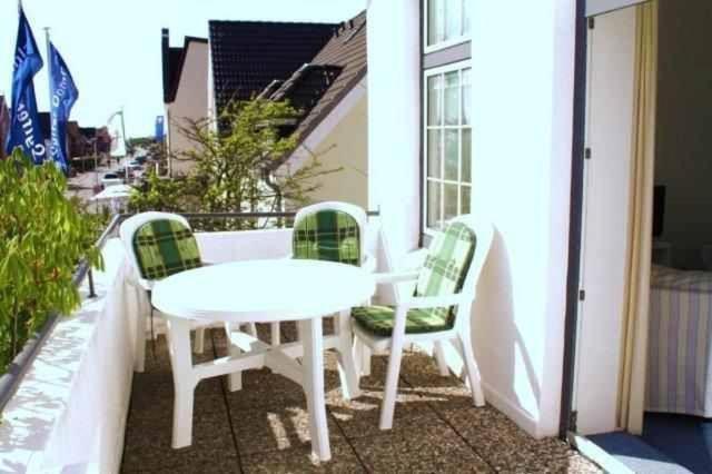 App-6-Mit-Suedbalkon-In-Strandnaher-Lage-Baederstil-Villa-In-Wenningstedt-Sylt 외부 사진